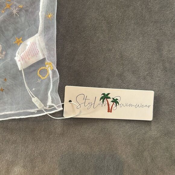 Women's Sheer Star and Moon Lightweight Swimwear Coverup Size S NWT - Picture 8 of 10